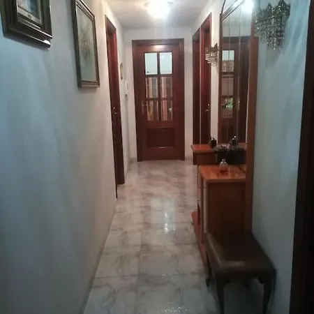 Apartamento En Edificio Nuevo, Con Piscina, Vistas A La Ria Y Al Puerto, Estancia Minima 14 Noches, Perfil Familiar, No Se Admiten Grupos De Jovenes Sanxenxo