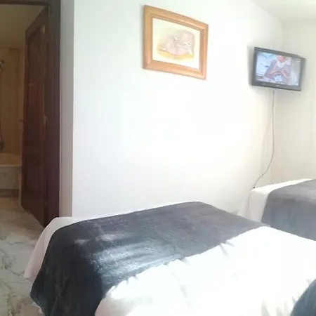 Apartamento En Edificio Nuevo, Con Piscina, Vistas A La Ria Y Al Puerto, Estancia Minima 14 Noches, Perfil Familiar, No Se Admiten Grupos De Jovenes Apartment Sanxenxo