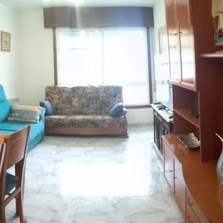 Apartamento En Edificio Nuevo, Con Piscina, Vistas A La Ria Y Al Puerto, Estancia Minima 14 Noches, Perfil Familiar, No Se Admiten Grupos De Jovenes Sanxenxo