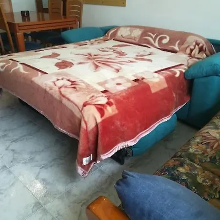 Apartamento En Edificio Nuevo, Con Piscina, Vistas A La Ria Y Al Puerto, Estancia Minima 14 Noches, Perfil Familiar, No Se Admiten Grupos De Jovenes Apartment