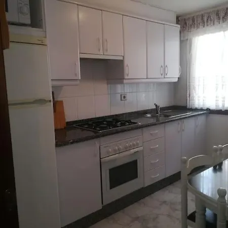 Apartment Apartamento En Edificio Nuevo, Con Piscina, Vistas A La Ria Y Al Puerto, Estancia Minima 14 Noches, Perfil Familiar, No Se Admiten Grupos De Jovenes Sanxenxo